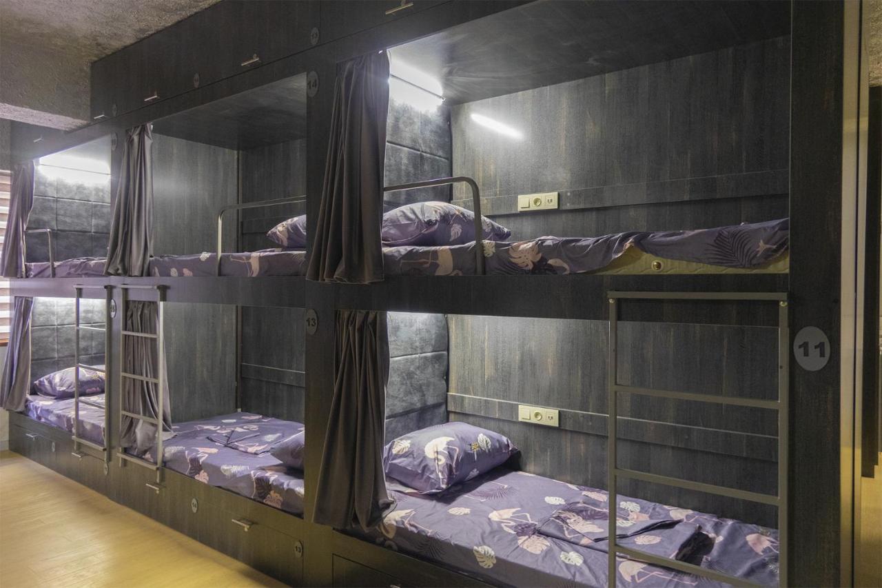 Midcity Hostel Jerevan Eksteriør bilde