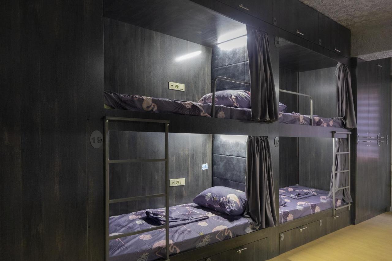 Midcity Hostel Jerevan Eksteriør bilde