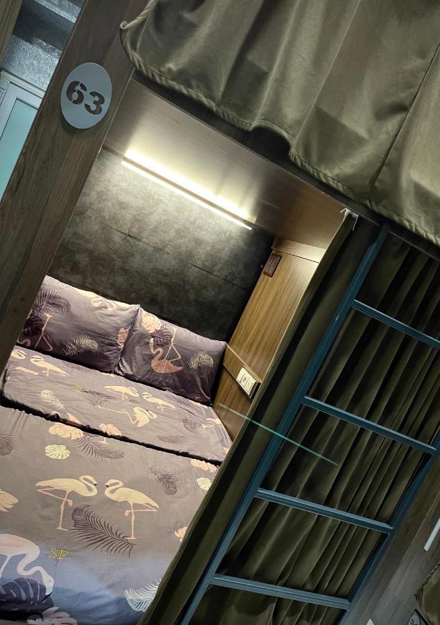 Midcity Hostel Jerevan Eksteriør bilde