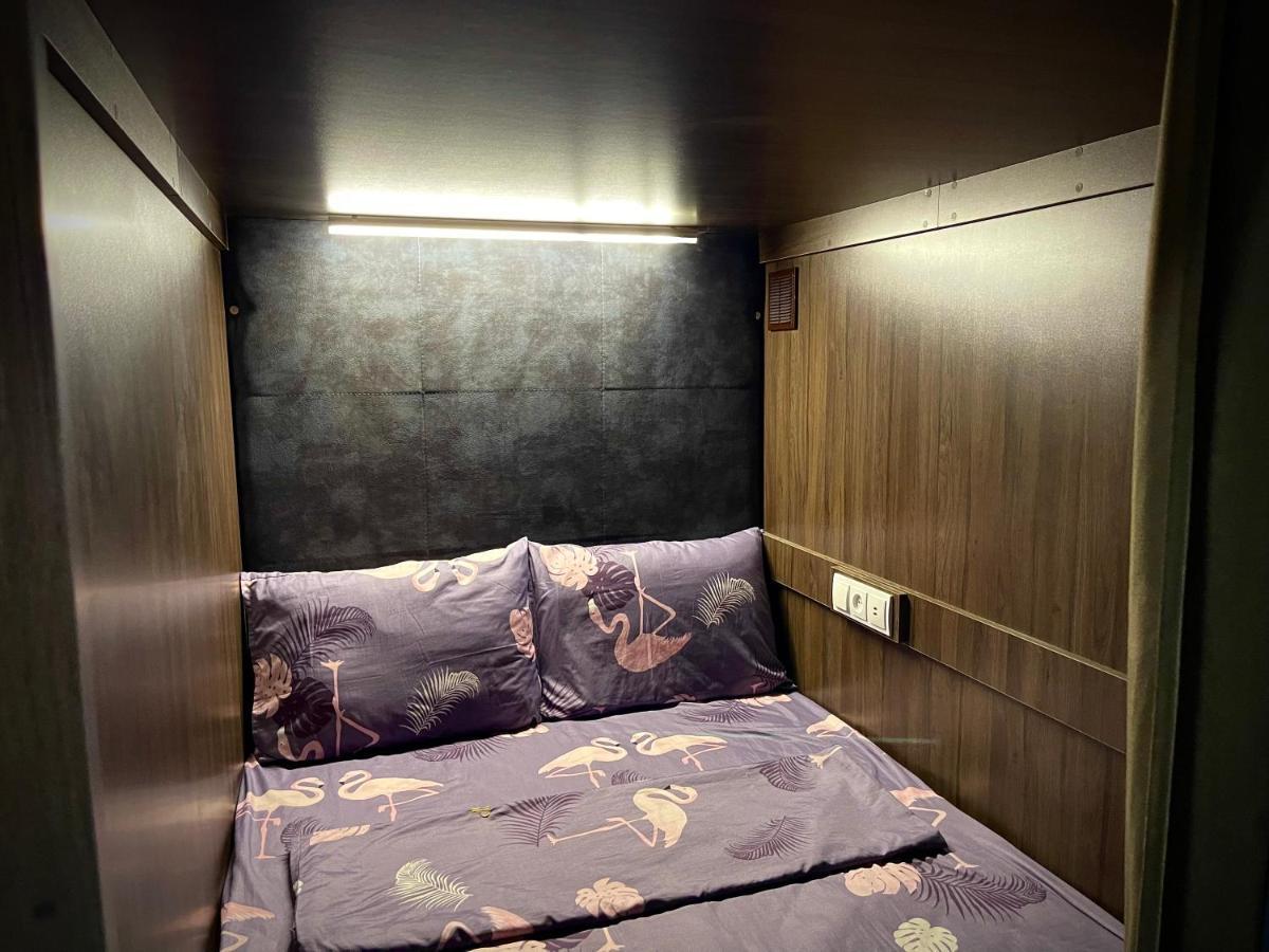 Midcity Hostel Jerevan Eksteriør bilde